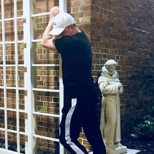 Meet your Posher, Adam